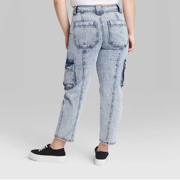 WILD FABLE ACID WASH CARGO JEANS - Picture 4 of 10